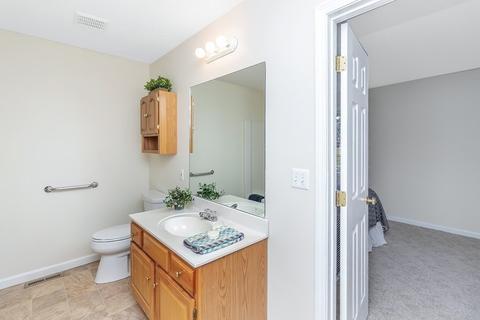 104 Johnson Rd #604, Chicopee, MA 01022 photo 16