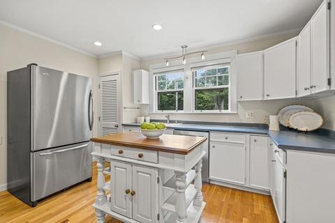 175 Walnut St, Wellesley, MA 02481 photo 11