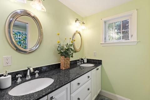 237 Forest St, Reading, MA 01867 photo 39