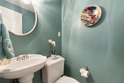 237 Forest St, Reading, MA 01867 photo 34