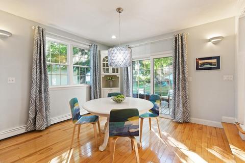 237 Forest St, Reading, MA 01867 photo 11