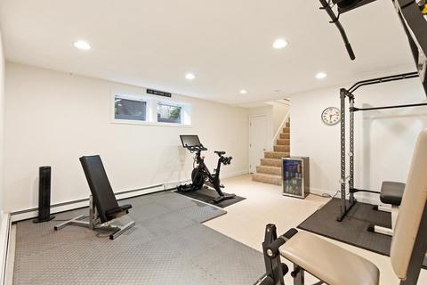237 Forest St, Reading, MA 01867 photo 33
