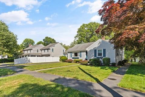 38 Bartons Ln, Milton, MA 02186 photo 2