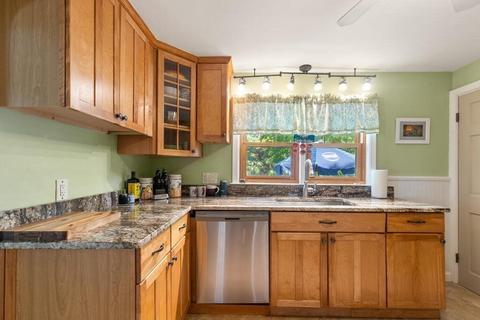 38 Bartons Ln, Milton, MA 02186 photo 15