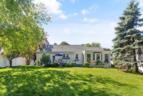 38 Bartons Ln, Milton, MA 02186 photo 32
