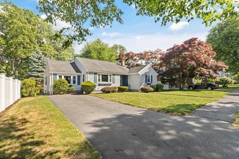 38 Bartons Ln, Milton, MA 02186 photo 5