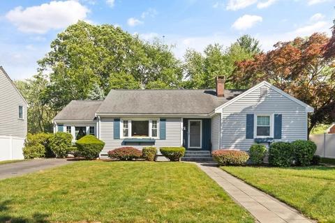 38 Bartons Ln, Milton, MA 02186 photo 1