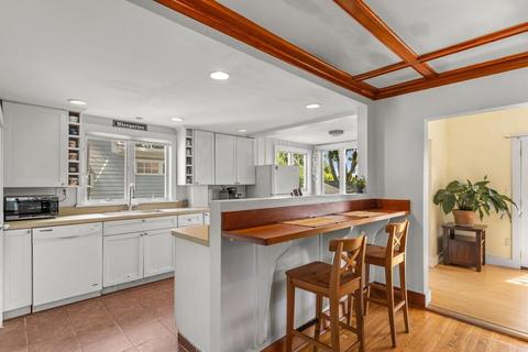 65 Perkins St, Gloucester, MA 01930 photo 11