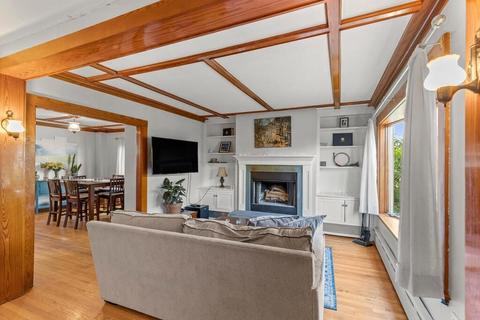 65 Perkins St, Gloucester, MA 01930 photo 15