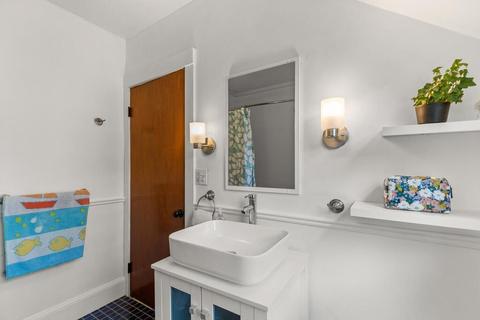 65 Perkins St, Gloucester, MA 01930 photo 25