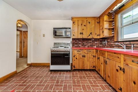 23 Winthrop Rd, Everett, MA 02149 photo 7