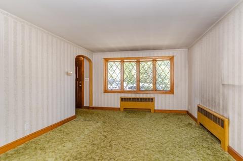 23 Winthrop Rd, Everett, MA 02149 photo 4