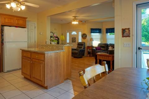 103 Tucker St, Fall River, MA 02724 photo 8