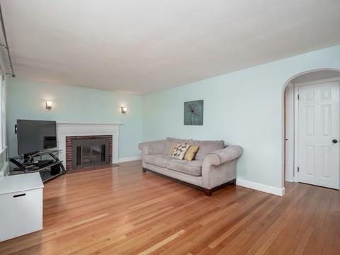 27 Lee St, Reading, MA 01867 photo 17
