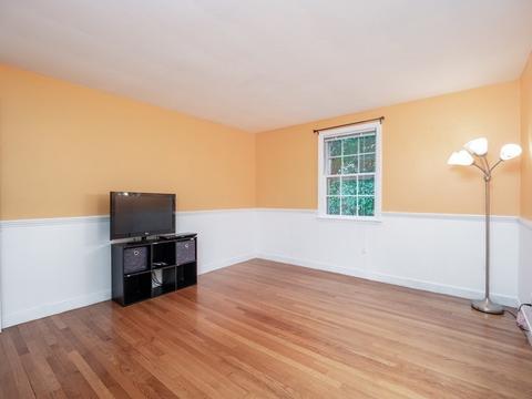 27 Lee St, Reading, MA 01867 photo 13