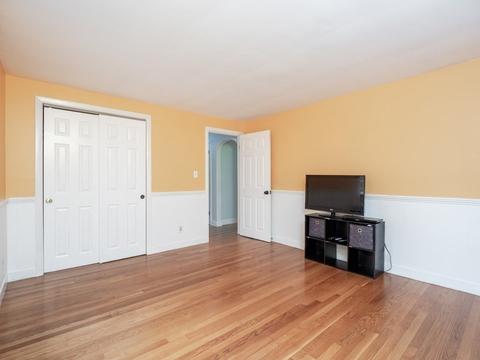 27 Lee St, Reading, MA 01867 photo 15
