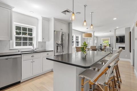 10 Independence Ln, Hingham, MA 02043 photo 3