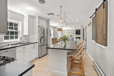 10 Independence Ln, Hingham, MA 02043 photo 4