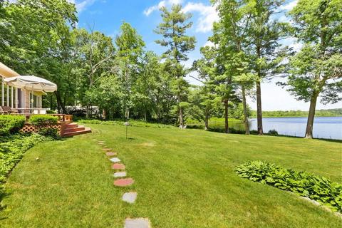 602 Elm St E, Raynham, MA 02767 photo 30