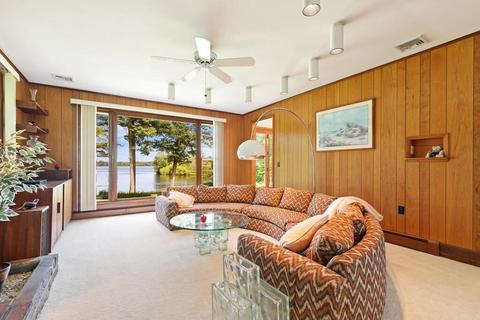 602 Elm St E, Raynham, MA 02767 photo 7