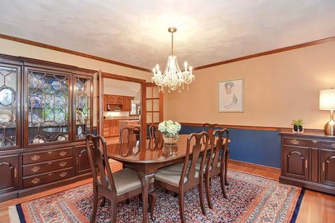 26 Parkvale Rd, Needham, MA 02492 photo 7