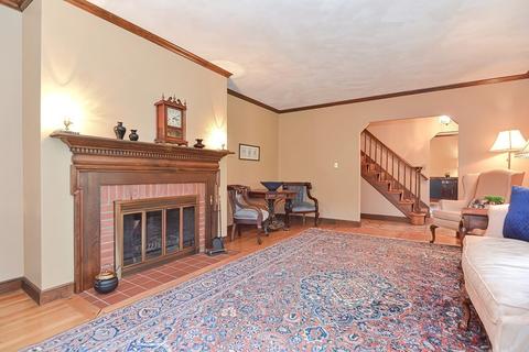 26 Parkvale Rd, Needham, MA 02492 photo 5