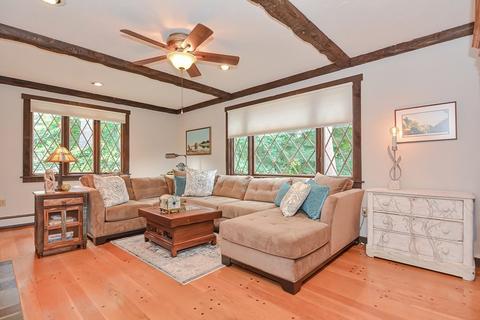 26 Parkvale Rd, Needham, MA 02492 photo 12