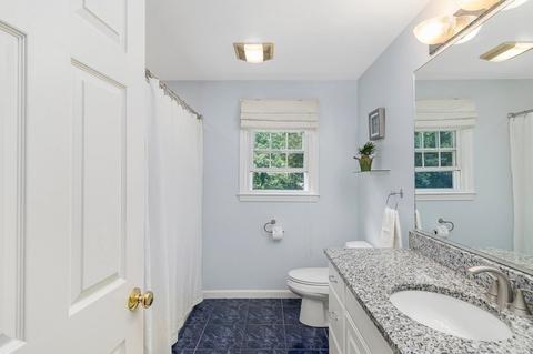29 King Philip Path, Mendon, MA 01756 photo 32