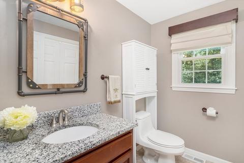 29 King Philip Path, Mendon, MA 01756 photo 17