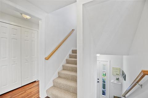 1 Bittersweet Blvd, Worcester, MA 01607 photo 2