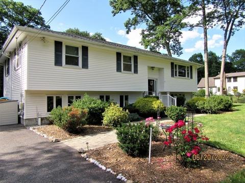 3 Brookside Rd, Mansfield, MA 02048 photo 1