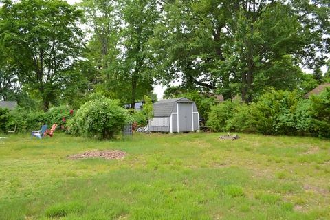 736 Bradley Rd, Springfield, MA 01109 photo 3