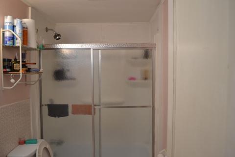 736 Bradley Rd, Springfield, MA 01109 photo 9