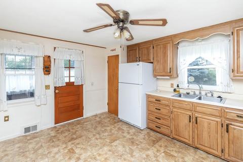 12 Jean Dr, Springfield, MA 01104 photo 10
