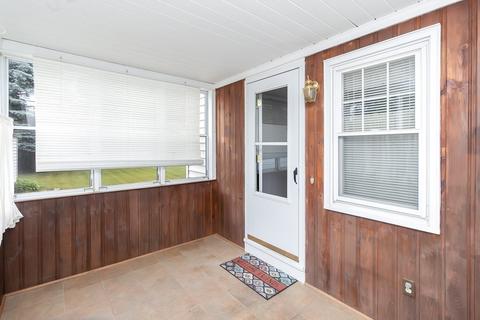 12 Jean Dr, Springfield, MA 01104 photo 6
