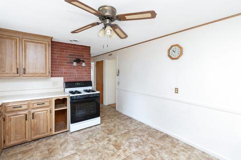 12 Jean Dr, Springfield, MA 01104 photo 8