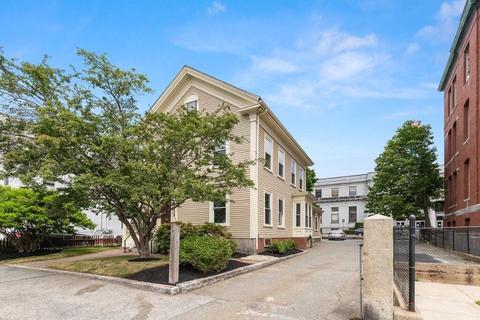 18 Dale Ave, Gloucester, MA 01930 photo 2