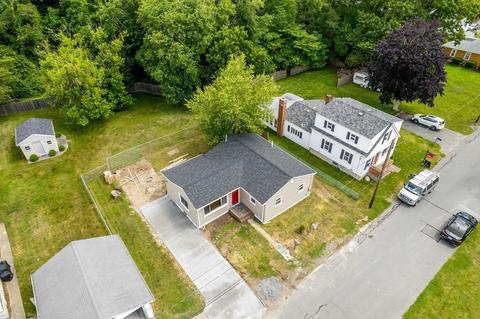 21 Bardsley St, Acushnet, MA 02743 photo 4
