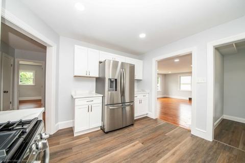 21 Bardsley St, Acushnet, MA 02743 photo 11