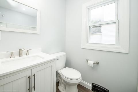 21 Bardsley St, Acushnet, MA 02743 photo 12