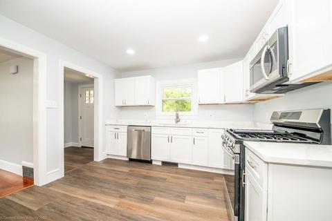 21 Bardsley St, Acushnet, MA 02743 photo 10