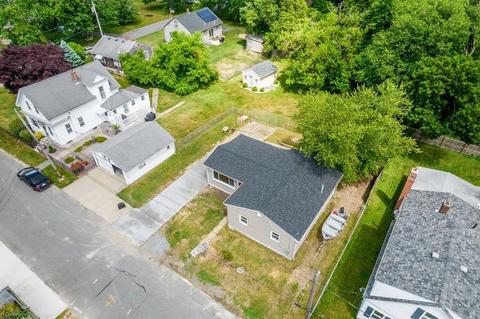 21 Bardsley St, Acushnet, MA 02743 photo 5