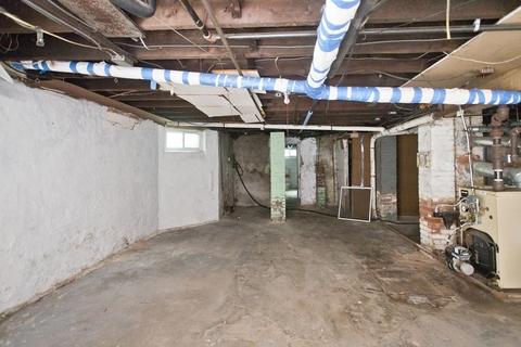 30 Daytona St, Springfield, MA 01108 photo 22