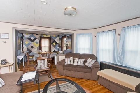 30 Daytona St, Springfield, MA 01108 photo 8