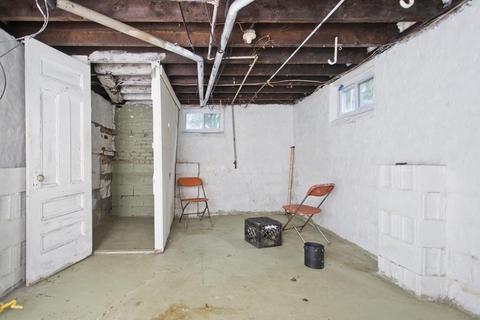 30 Daytona St, Springfield, MA 01108 photo 21
