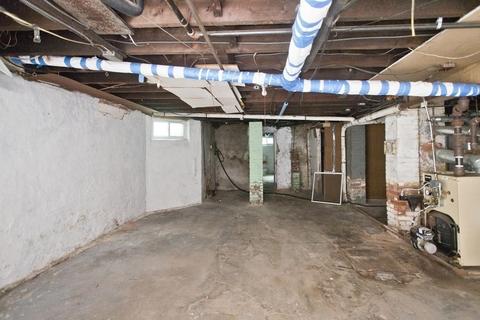 30 Daytona St, Springfield, MA 01108 photo 25