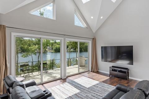 64 Stowell Rd, Ashburnham, MA 01430 photo 10