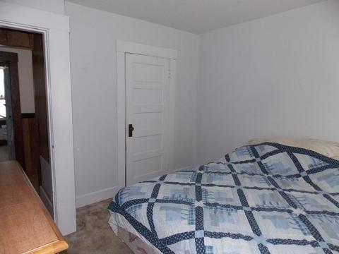 5 Eddy St, Webster, MA 01570 photo 16