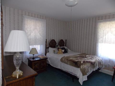 5 Eddy St, Webster, MA 01570 photo 15