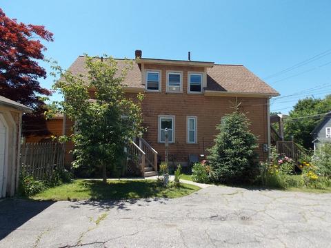 5 Eddy St, Webster, MA 01570 photo 4